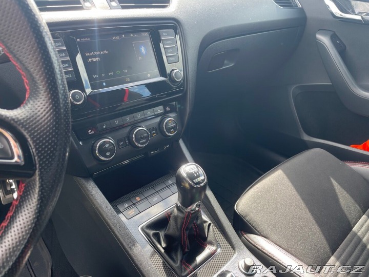 Škoda Octavia 2,0 3 RS Combi TDI 135 2016