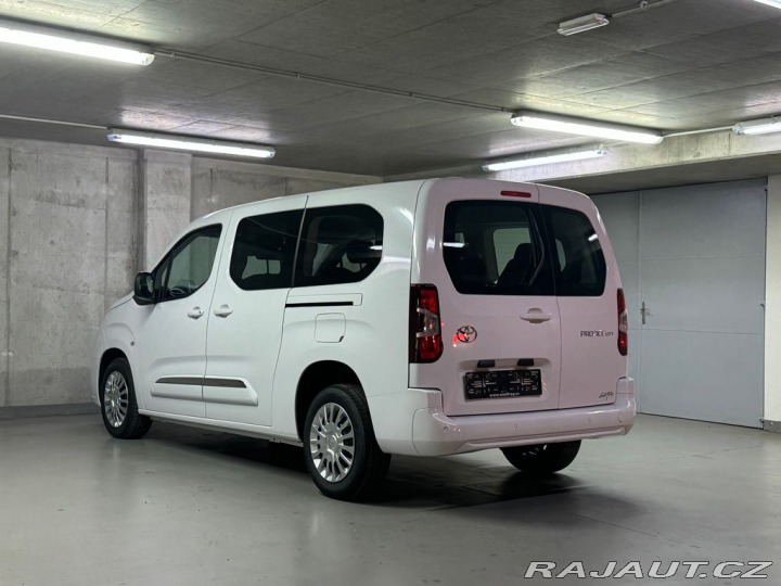 Toyota ProAce City Verso Business 1,2 Long 5 míst 2026