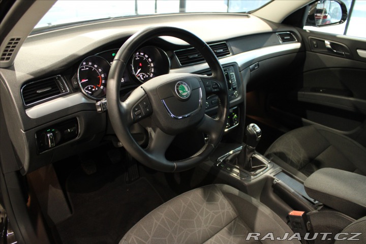Škoda Superb TDi 4x4 Combi Nový Servis 2013
