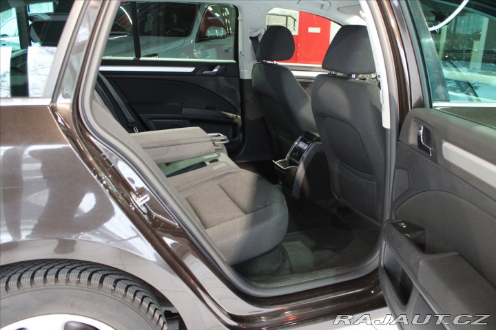 Škoda Superb TDi 4x4 Combi Nový Servis 2013