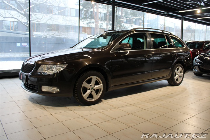 Škoda Superb TDi 4x4 Combi Nový Servis 2013