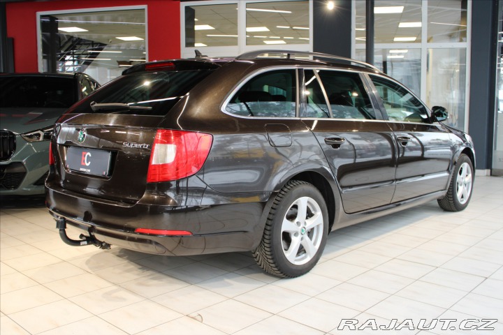 Škoda Superb TDi 4x4 Combi Nový Servis 2013