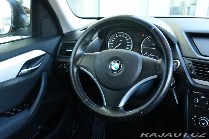 BMW X1 xDrive18d 2xKOLA 2011
