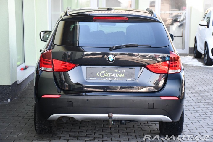 BMW X1 xDrive18d 2xKOLA 2011