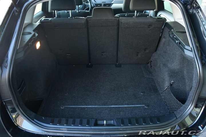 BMW X1 xDrive18d 2xKOLA 2011