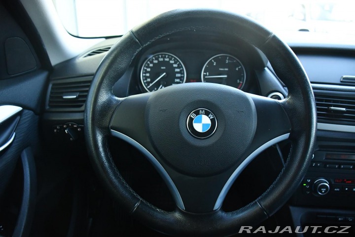 BMW X1 xDrive18d 2xKOLA 2011