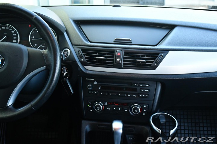 BMW X1 xDrive18d 2xALU 2011