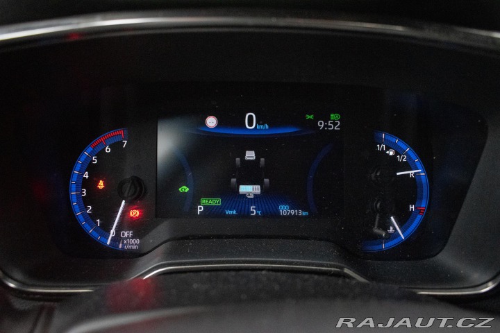 Toyota Corolla TS 1.8 REZERVACE 2022