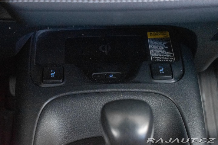 Toyota Corolla TS 1.8 HYBRID*KAMERA*DPH* 2022