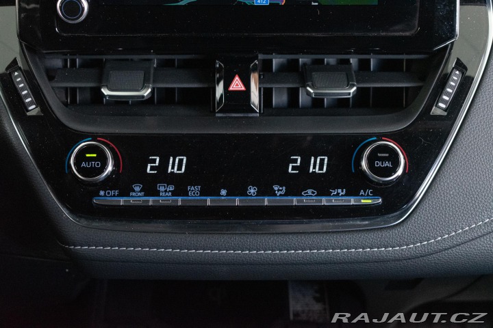 Toyota Corolla TS 1.8 REZERVACE 2022