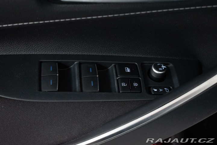 Toyota Corolla TS 1.8 REZERVACE 2022