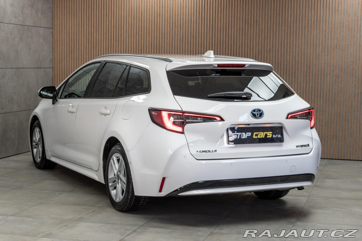 Toyota Corolla TS 1.8 HYBRID*KAMERA*DPH* 2022