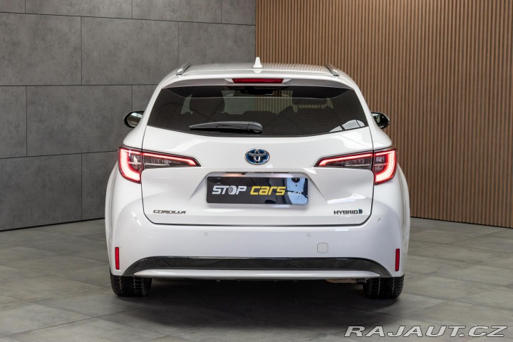 Toyota Corolla TS 1.8 REZERVACE 2022