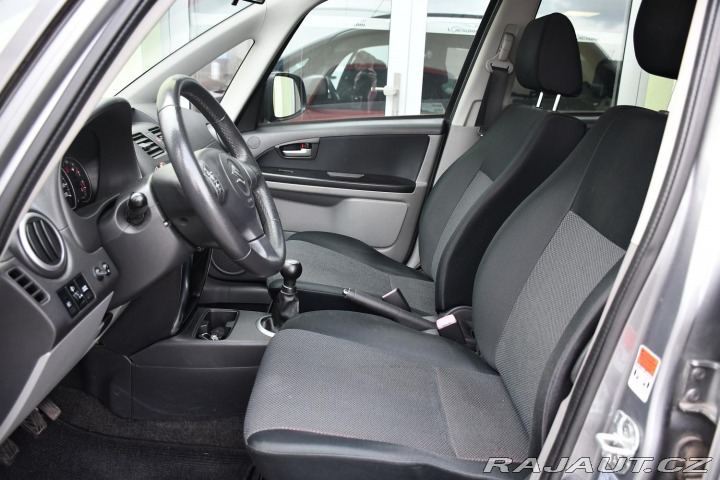 Suzuki SX4 1.6i VYHŘ.SEDAČKY AUT.AC 2006