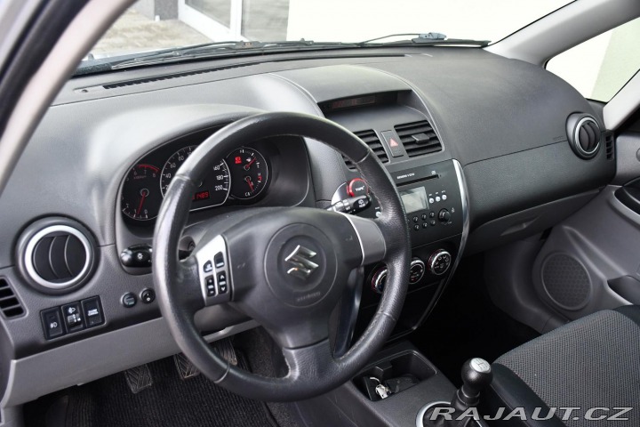 Suzuki SX4 1.6i VYHŘ.SEDAČKY AUT.AC 2006