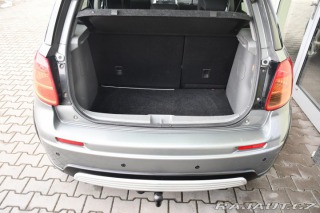 Suzuki SX4 1.6i VYHŘ.SEDAČKY AUT.AC 2006