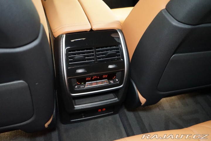 BMW X5 30d*XDRIVE*M*MASÁŽ*TAŽNÉ 2025