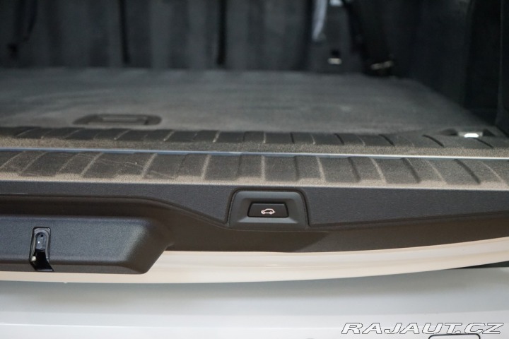 BMW X5 30d*XDRIVE*M*MASÁŽ*TAŽNÉ 2025