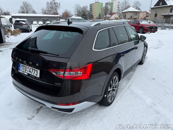 Škoda Superb Scout 2,0TDI 140kW DSG 2020