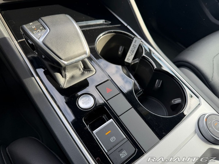 Volkswagen Touareg R-line  210kW Tažné 2023