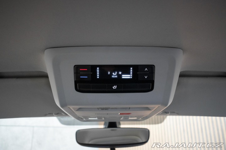 Volkswagen Caravelle 2.0TDI*REZERVACE* 2022