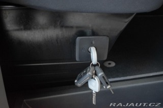 Volkswagen Caravelle 2.0TDI 110kW DSG*9.MÍST*2 2022