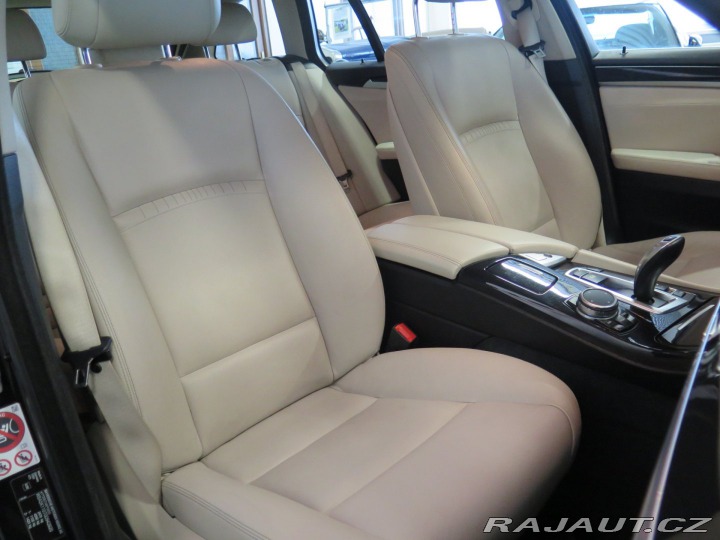 BMW 5 530d Xenony Navi Kůže,ser 2015