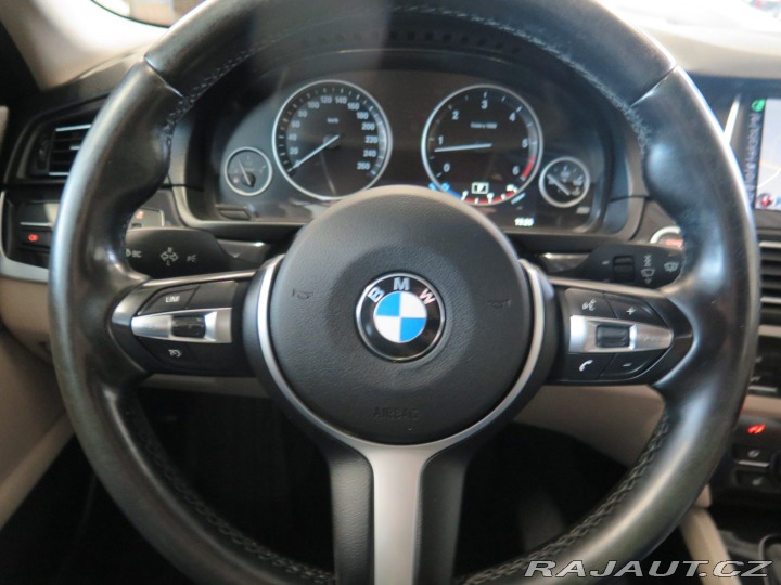 BMW 5 530d Xenony Navi Kůže,ser 2015