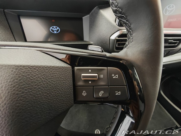 Toyota ProAce Verso 2,0D L2 8AT Family 8S 2025