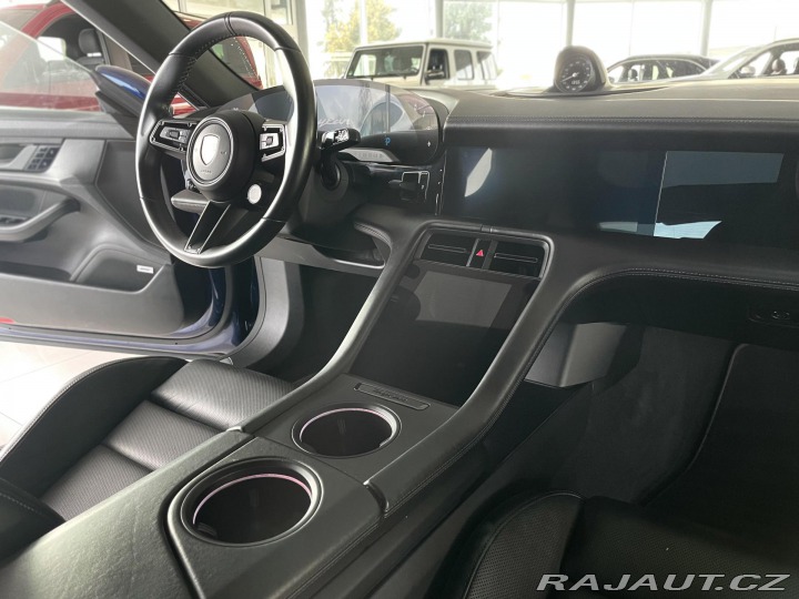 Porsche Taycan 4S Perf*Chrono*Odvětr.Sed 2021