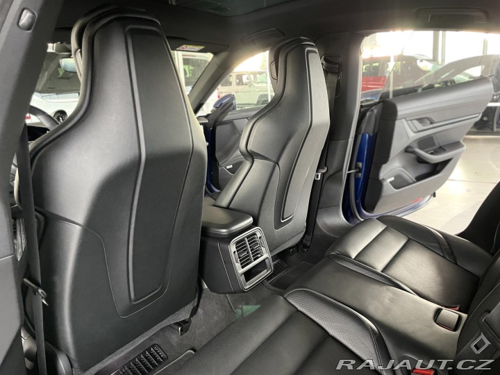 Porsche Taycan 4S Perf*Chrono*Odvětr.Sed 2021