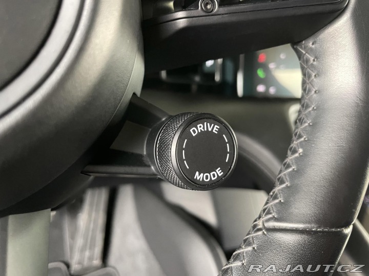 Porsche Taycan 4S Perf*Chrono*Odvětr.Sed 2021