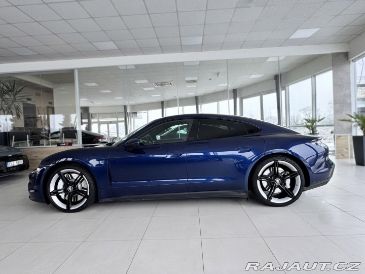 Porsche Taycan 4S Perf*Chrono*Odvětr.Sed 2021