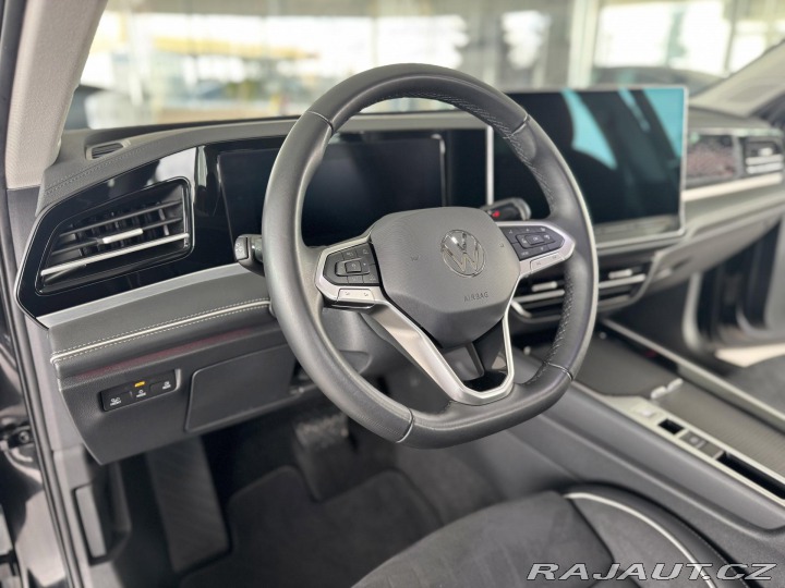 Volkswagen Passat 1,5 eTSI DSG*REZERVACE! 2024