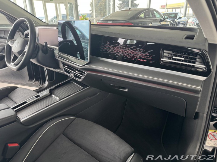 Volkswagen Passat 1,5 eTSI DSG*REZERVACE! 2024