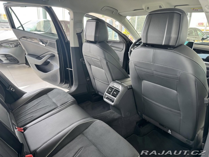 Volkswagen Passat 1,5 eTSI DSG*REZERVACE! 2024