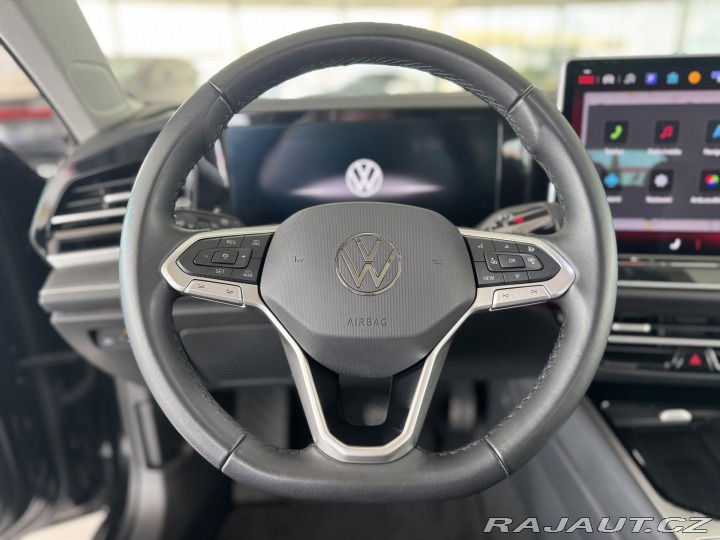 Volkswagen Passat 1,5 eTSI DSG*REZERVACE! 2024