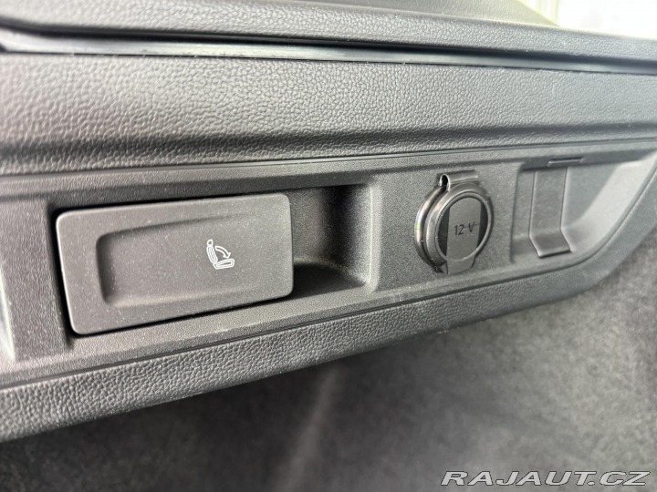 Volkswagen Passat 1,5 eTSI DSG*REZERVACE! 2024