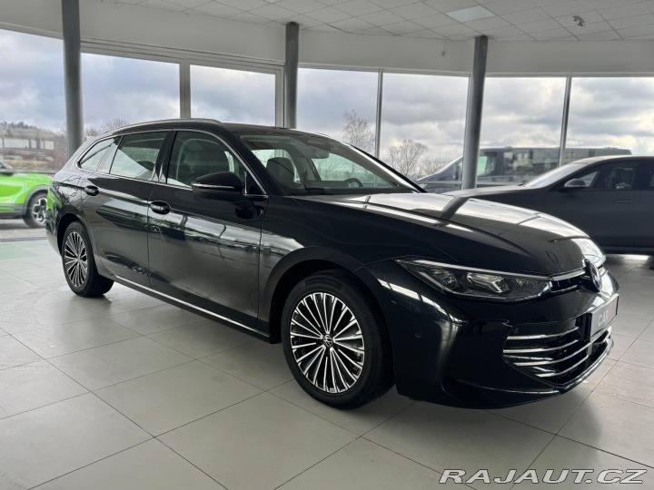 Volkswagen Passat 1,5 eTSI DSG*REZERVACE! 2024