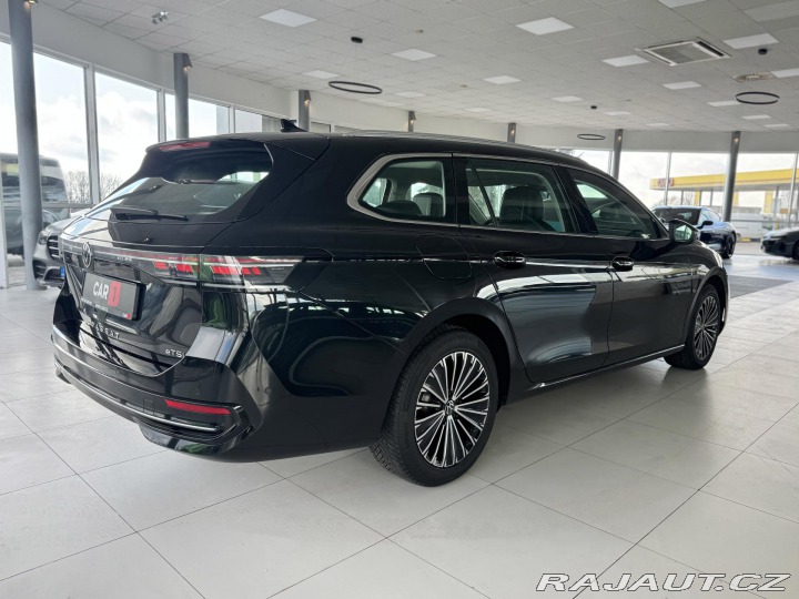 Volkswagen Passat 1,5 eTSI DSG*REZERVACE! 2024