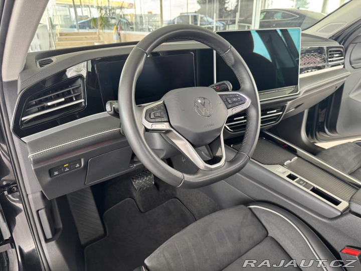 Volkswagen Passat 1,5 eTSI DSG*REZERVACE! 2024