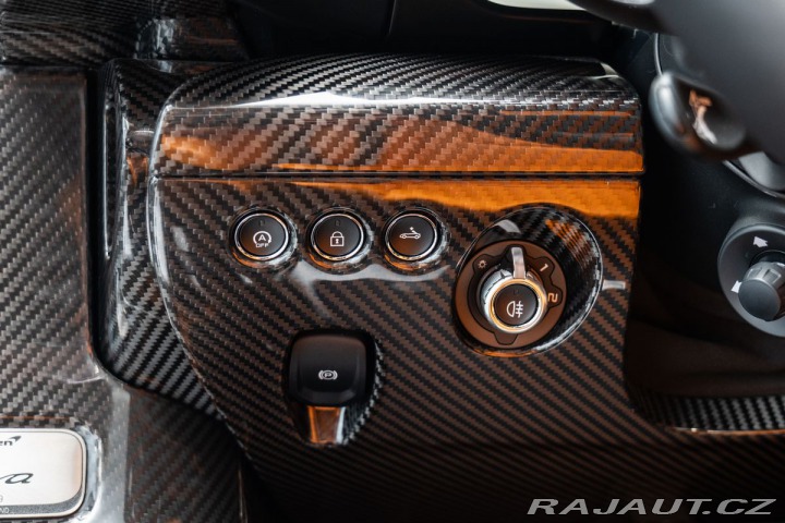 McLaren Ostatní modely One of 149/Lift/Karbon 2021