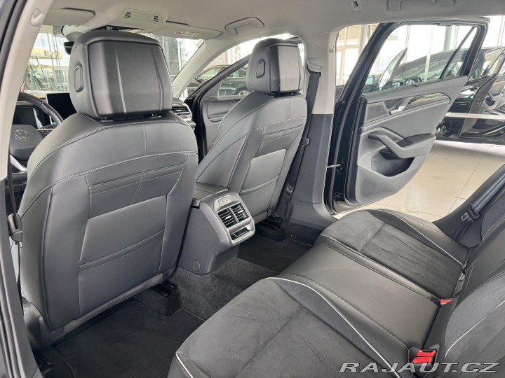 Volkswagen Passat Variant 1,5 eTSI DSG*REZE 2024