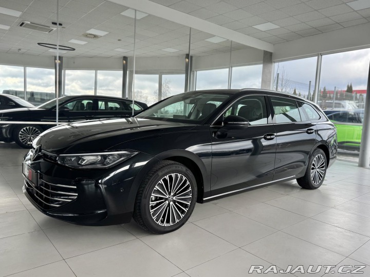 Volkswagen Passat Variant 1,5 eTSI DSG*REZE 2024