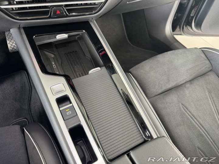 Volkswagen Passat Variant 1,5 eTSI DSG*REZE 2024