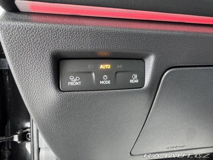 Volkswagen Passat Variant 1,5 eTSI DSG*REZE 2024