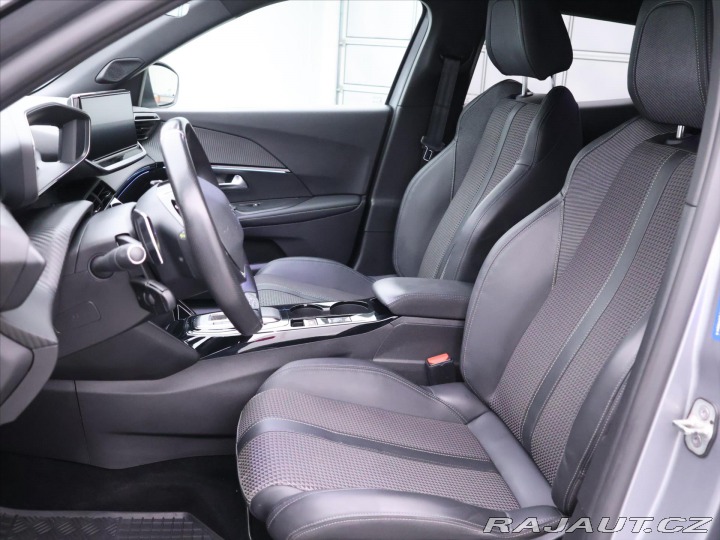 Peugeot 2008 1,2 PT 96kW Aut. CZ GT-Li 2022