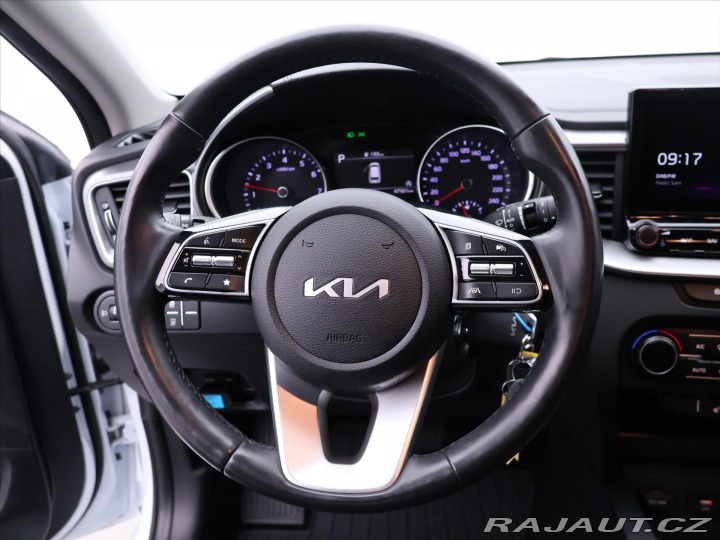 Kia Ceed 1,5 T-GDI 117kW Aut. CZ D 2023