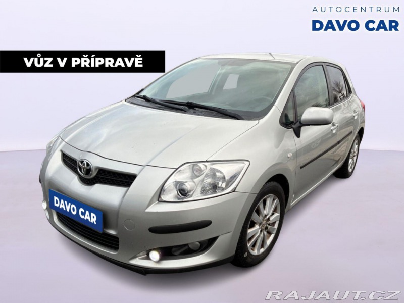 Toyota Auris 2,0 D-4D 93kW Xenon Tažné