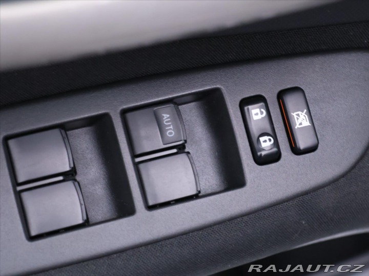 Toyota Auris 2,0 D-4D 93kW Xenon Tažné 2007